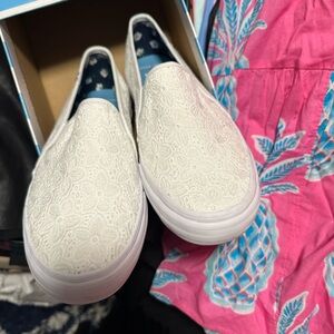 BNWT size 8.5 Keds by Draper James white eyelet slip/on sneakers